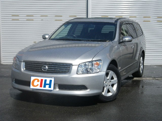 ���Y�X�e�[�W�A